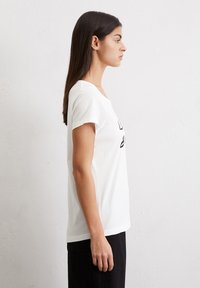 Marc O'Polo REGULAR AUS LEICHTEM SINGLE - T-shirt print - multi