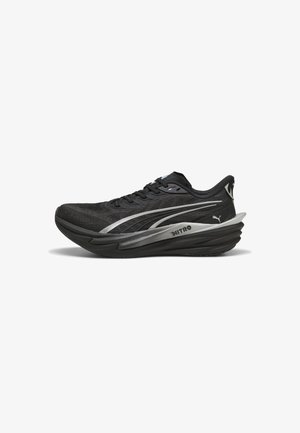 Puma, DEVIATE NITRO 4 BRIGHTSTRIDE WNS - Обувки за бягане по асфалт - black- silver