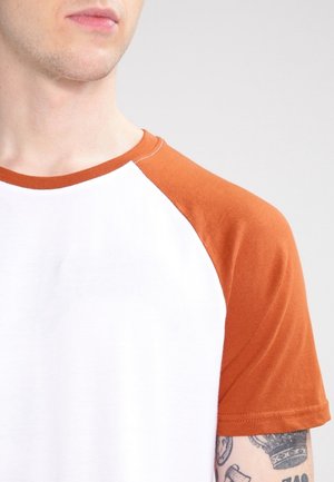 T-shirt print - white