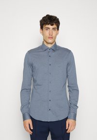 Michael Kors SOLID SLIM SHIRT - Camisa - slate blue