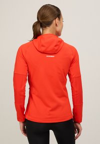 Mammut MASSONE HOODED - Outdoorjakke - mammut red