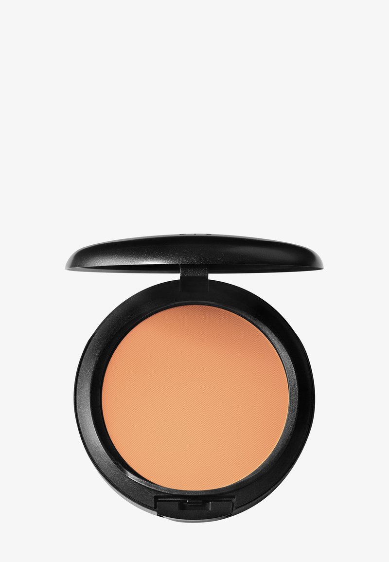 MAC STUDIO FIX POWDER PLUS FOUNDATION - Foundation - c7