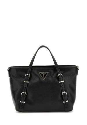 Borsa a tracolla in pelle nera a grana con due manici, dettagli in metallo argentato e una placca con logo triangolare sul davanti. Chiusura con zip nella parte superiore.