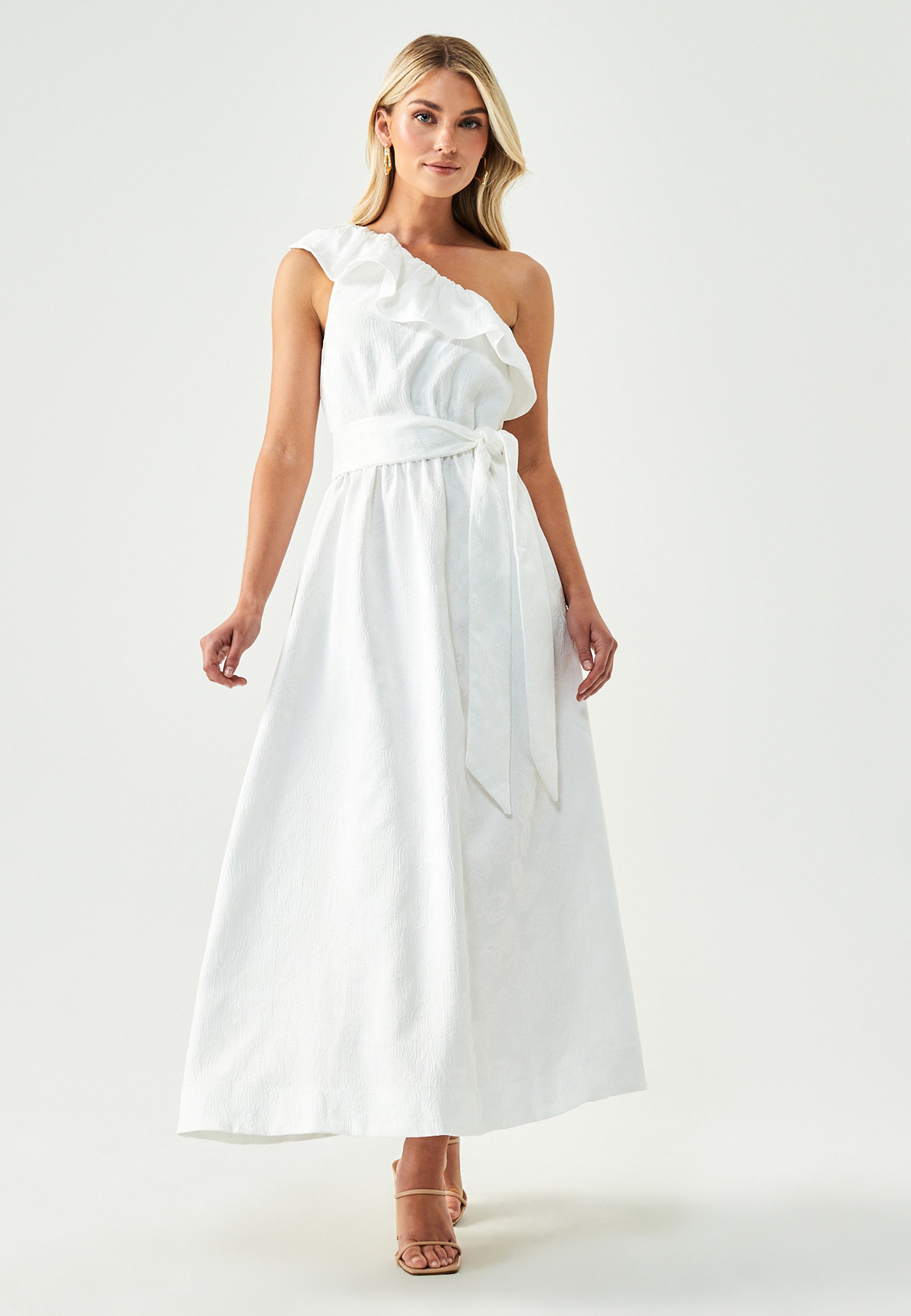 TUSSAH MALINDA - Maxi dress - white - Zalando