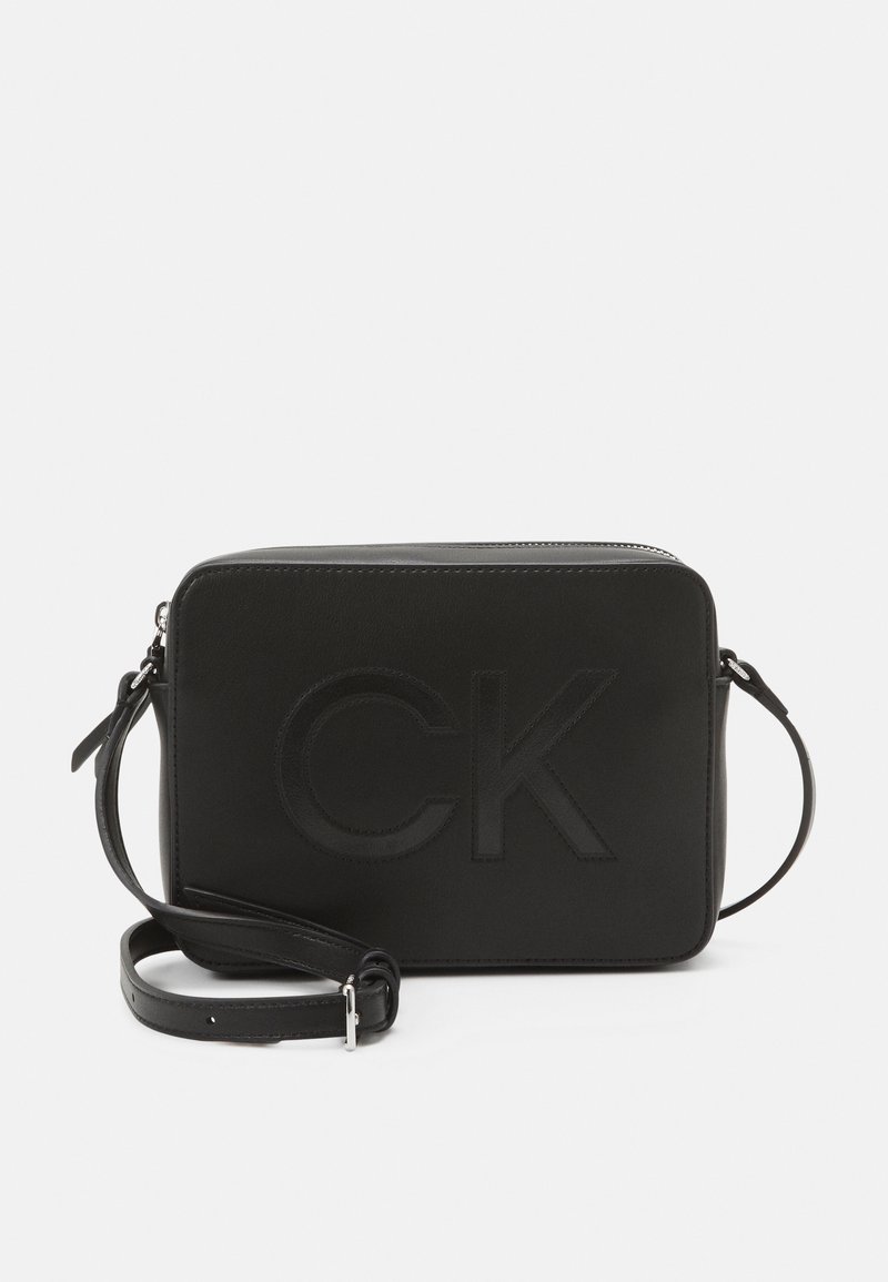Calvin Klein SET CAMERA BAG Sac bandoulière black/noir ZALANDO.BE