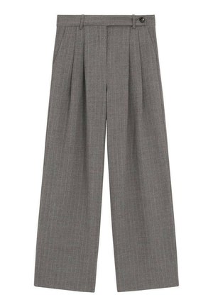 Graue, weit geschnittene Hose mit dezentem Nadelstreifenmuster, vorderen Falten, Seitentaschen, Gürtelschlaufen und einem schwarzen Knopfverschluss am Bund.