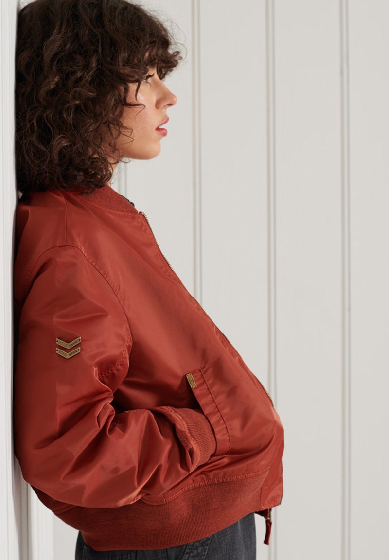 Damen Leichte Jacken | Superdry Bomberjacke rust/rot - SM38189 Damen Leichte Jacken | Superdry Bomberjacke rust/rot - SM38189