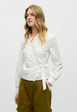 WICKEL GERÜSCHTES - Blouse - cloud dancer