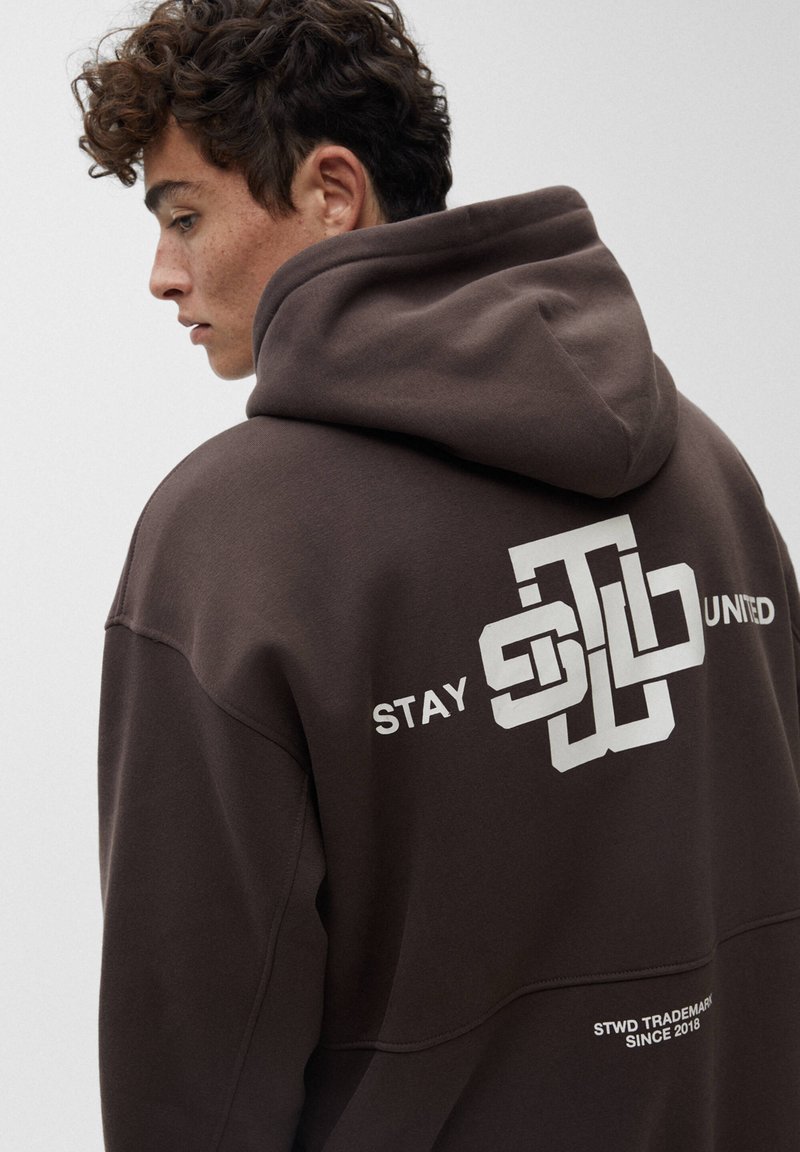 PULLu0026BEAR STWD - Hoodie - brown/dark brown - Zalando.de