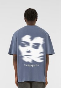 MJ Gonzales Marškinėliai su spaudiniu - vintageblue