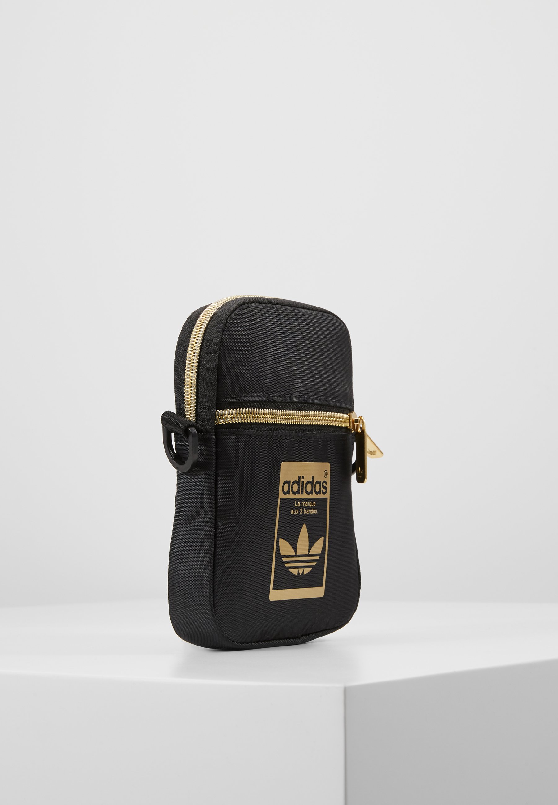 adidas Originals FEST BAG Axelremsväska black Zalando.se adidas Originals FEST BAG Axelremsväska black Zalando.se