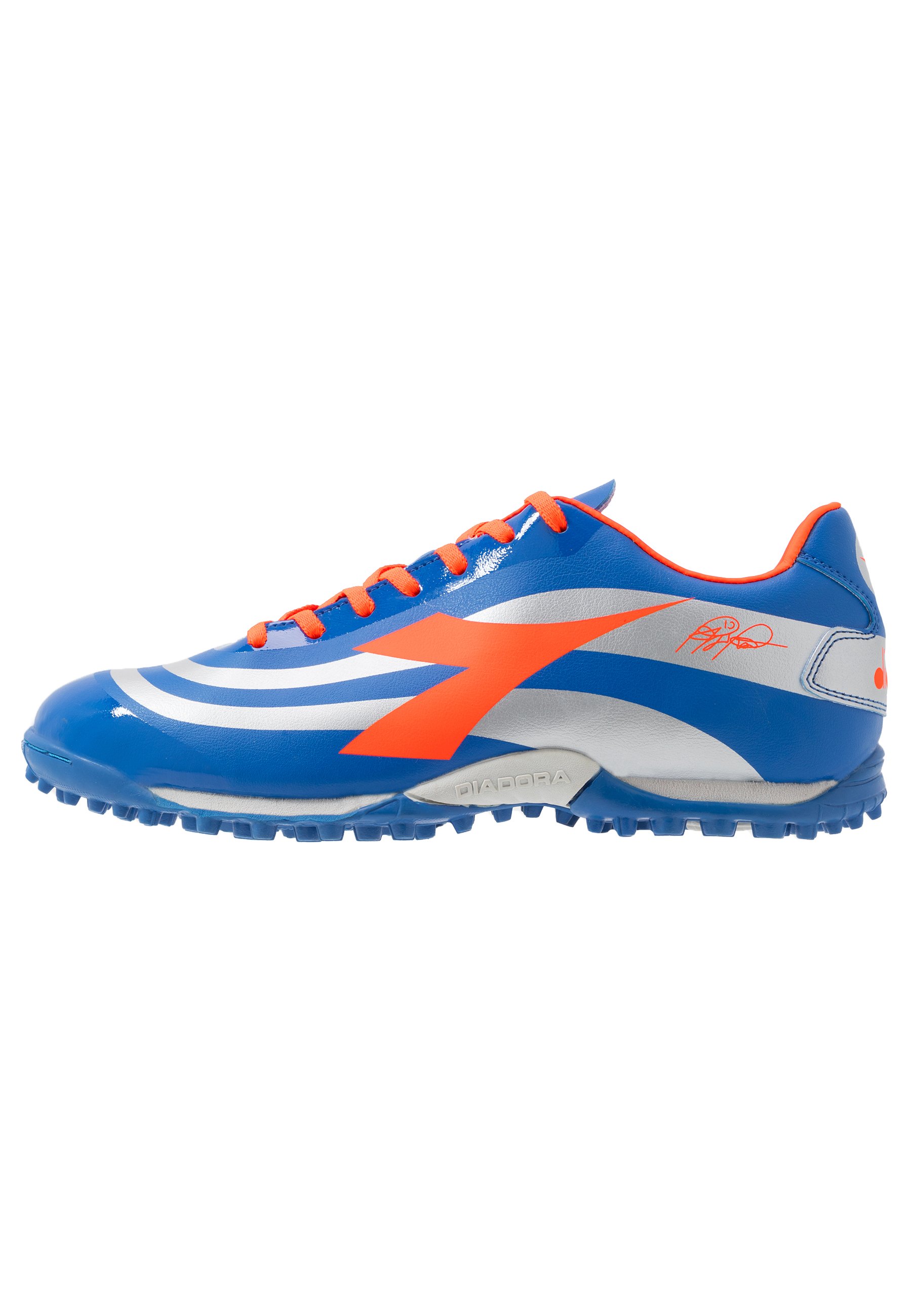 diadora astro turf boots