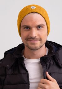 CASH-MERE UNISEX - Čepice - gelb braun