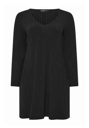 Czarna, prążkowana sukienka z dekoltem w kształcie litery V i długimi rękawami. Rozkloszowany krój. Miękka faktura i minimalistyczny design.