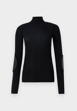 Suéter negro de cuello alto acanalado con mangas largas y parches de cuero en los codos, con un diseño ajustado y una textura suave.