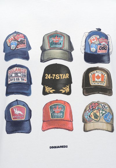 Εννέα καπέλα μπέιζμπολ σε διάφορα χρώματα και σχέδια, με μπαλώματα, λογότυπα και κείμενα που σχετίζονται με τον Καναδά και τη μάρκα Dsquared2.