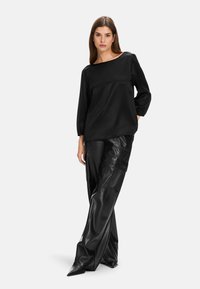 Marc Cain Blouse - black