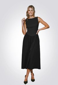 Cupshe Vestito casual - black