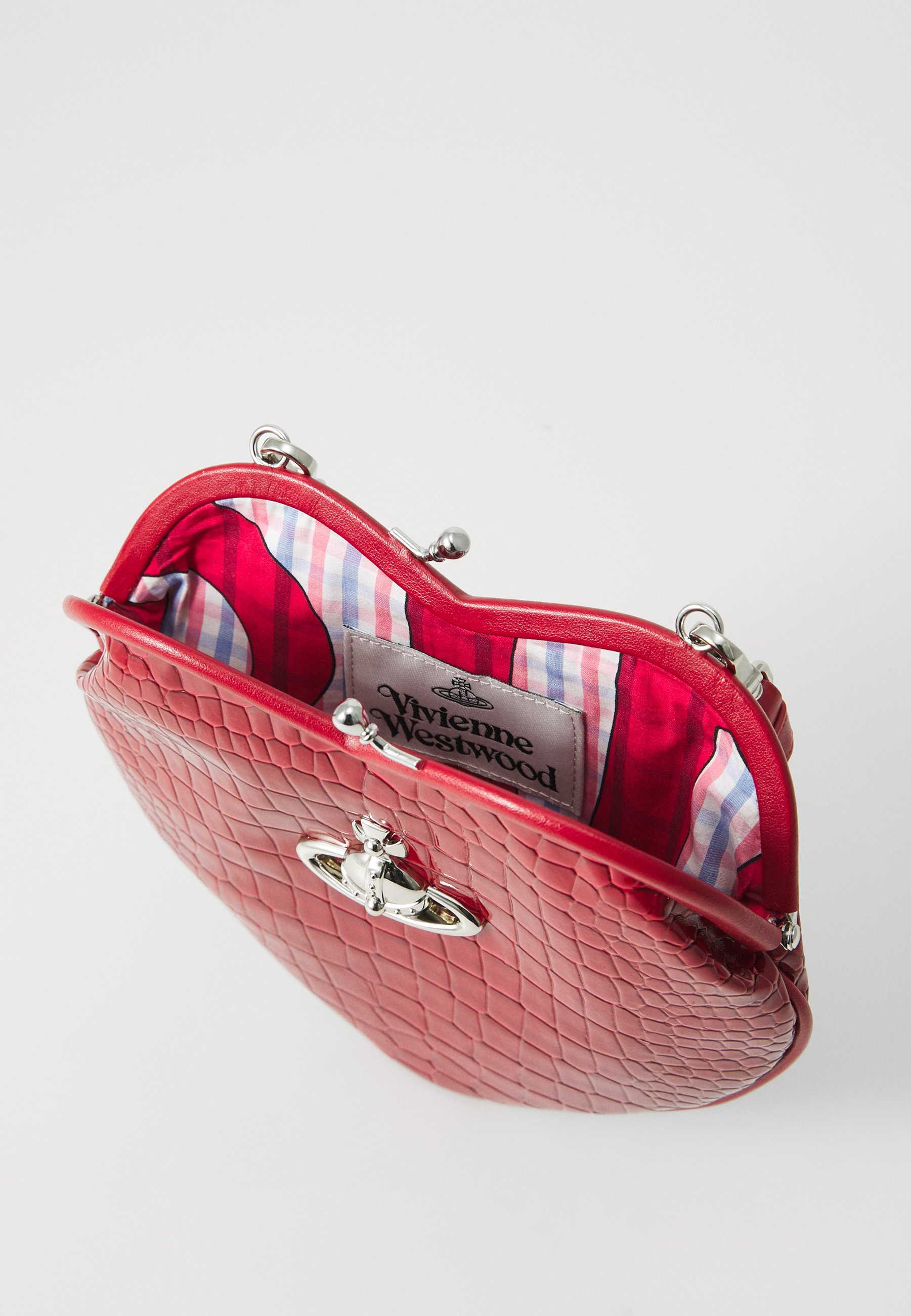 【新season】 Vivienne Westwood ベル ハート フレーム パース 楽天市場】【8/15～18限定・最大2万円OFFクーポン配布中