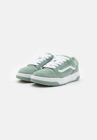 Vans HYLANE UNISEX - Skatesko - green