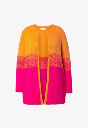 Sweter z dzianiny charakteryzuje się jaskrawym wzorem w bloczki w kolorze pomarańczowym, różowym i żółtym. Otwarty przód, długie rękawy i ściśnięty dół. Miękka tekstura.