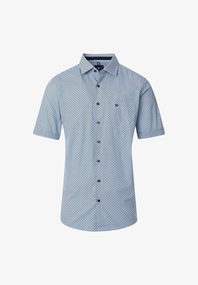 Korte mouwen overhemd met knopen van stof met een blauw geometrisch patroon. Heeft een puntige kraag en donkere knopen overal.