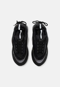 Nike Sportswear AIR MAX FURYOSA SE - Sportbačiai - black/metallic dark grey/anthracite