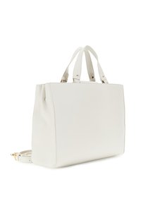 Borsa a mano in pelle bianca con due manici superiori e tracolla rimovibile. Il design è rettangolare e liscio con dettagli hardware minimal.