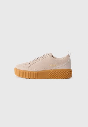 ONA AVE - Trainers - crushed clay/gum