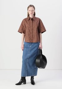 Marimekko STANDARDI PIIRTO UNIKKO  - Button-down blouse - dark brown\black