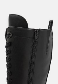 Buffalo GOSPHER LACE UP HI - Fűzős csizmák - black