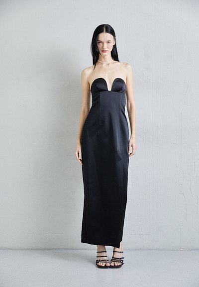 Sara Battaglia Robe de soirée - black