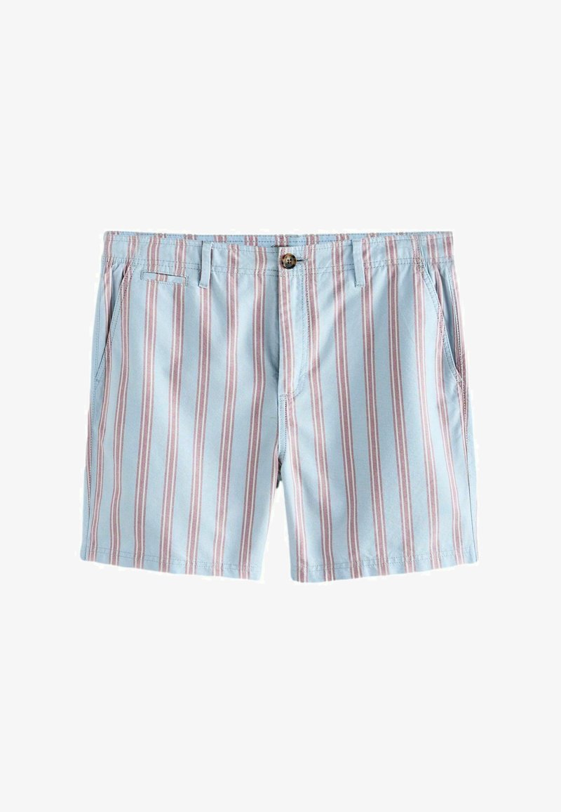 Short bleu clair avec des rayures verticales blanches et roses, poches latérales, fermeture par bouton et passants pour ceinture.