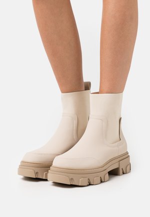 ONLTOLA ELASTIC BOOT - Stivaletti con plateau - beige
