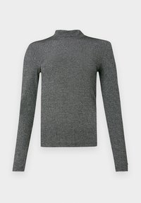 Grå ribbet langærmet top med en mock neck. Har et tætsiddende design og struktureret overflade, der giver en subtil glans.