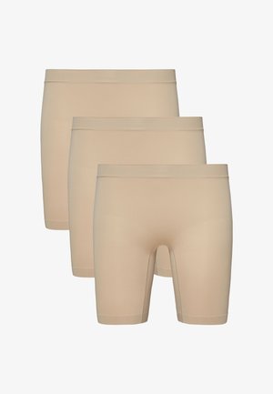 Beżowy komplet bielizny składający się z trzech par, wykonany z gładkiej tkaniny o dopasowanym kroju, z miękkim paskiem w talii i długością sięgającą do połowy uda.