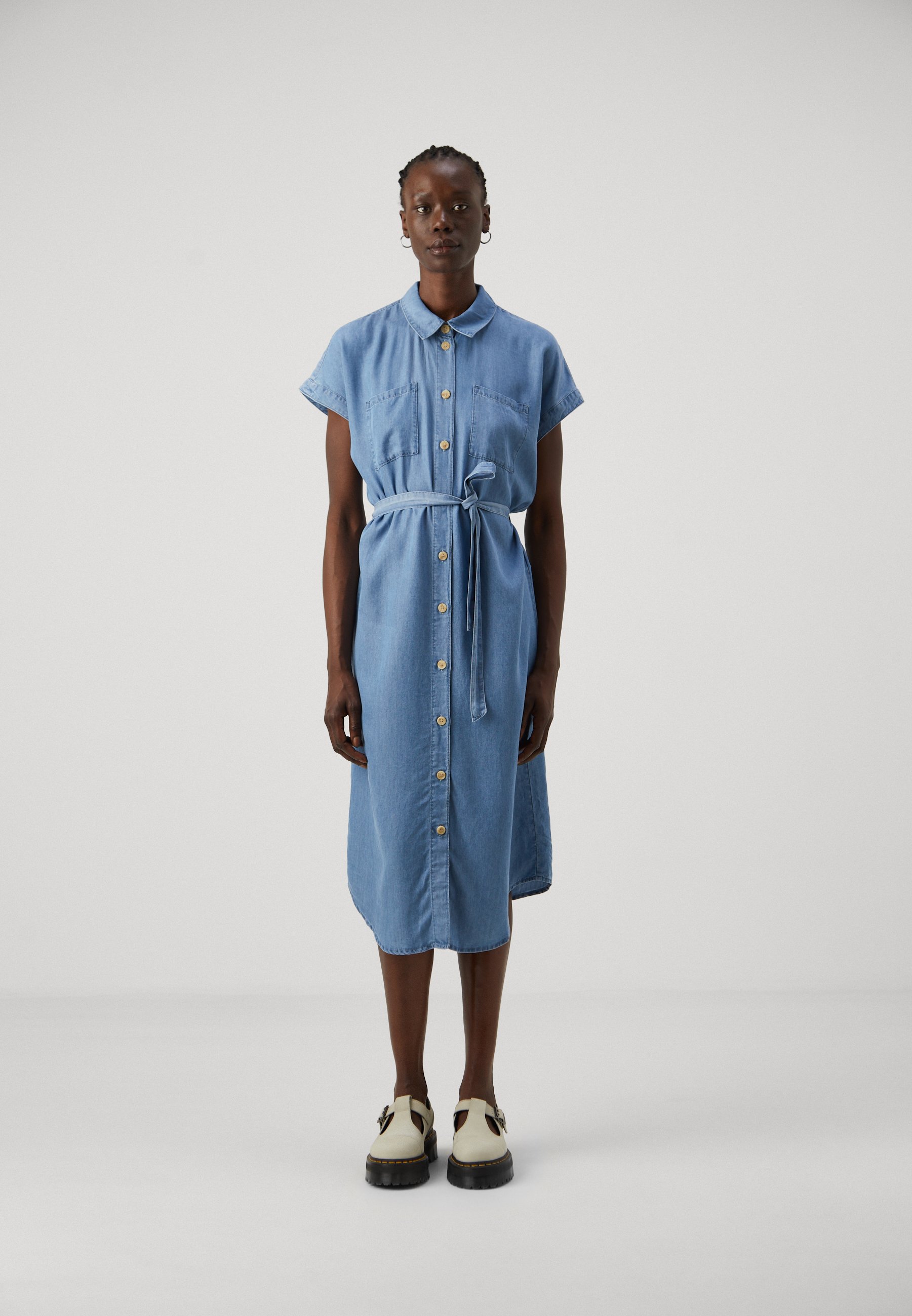 ONLY Onlpema May Life SS DNM Dress QY - Abito Donna In TENCEL Lyocell, Misto Viscosa E Elastan, Sostenibile, Colore Scuro