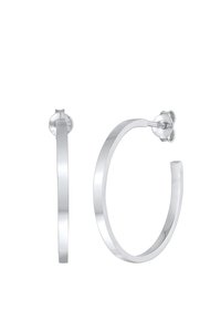 Orecchini a cerchio in argento con una finitura liscia e lucida. Presentano un design aperto e arrotondato con chiusura sicura. Stile minimalista, leggeri.