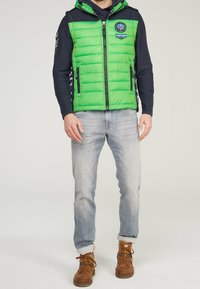 Camp David Vesta - green