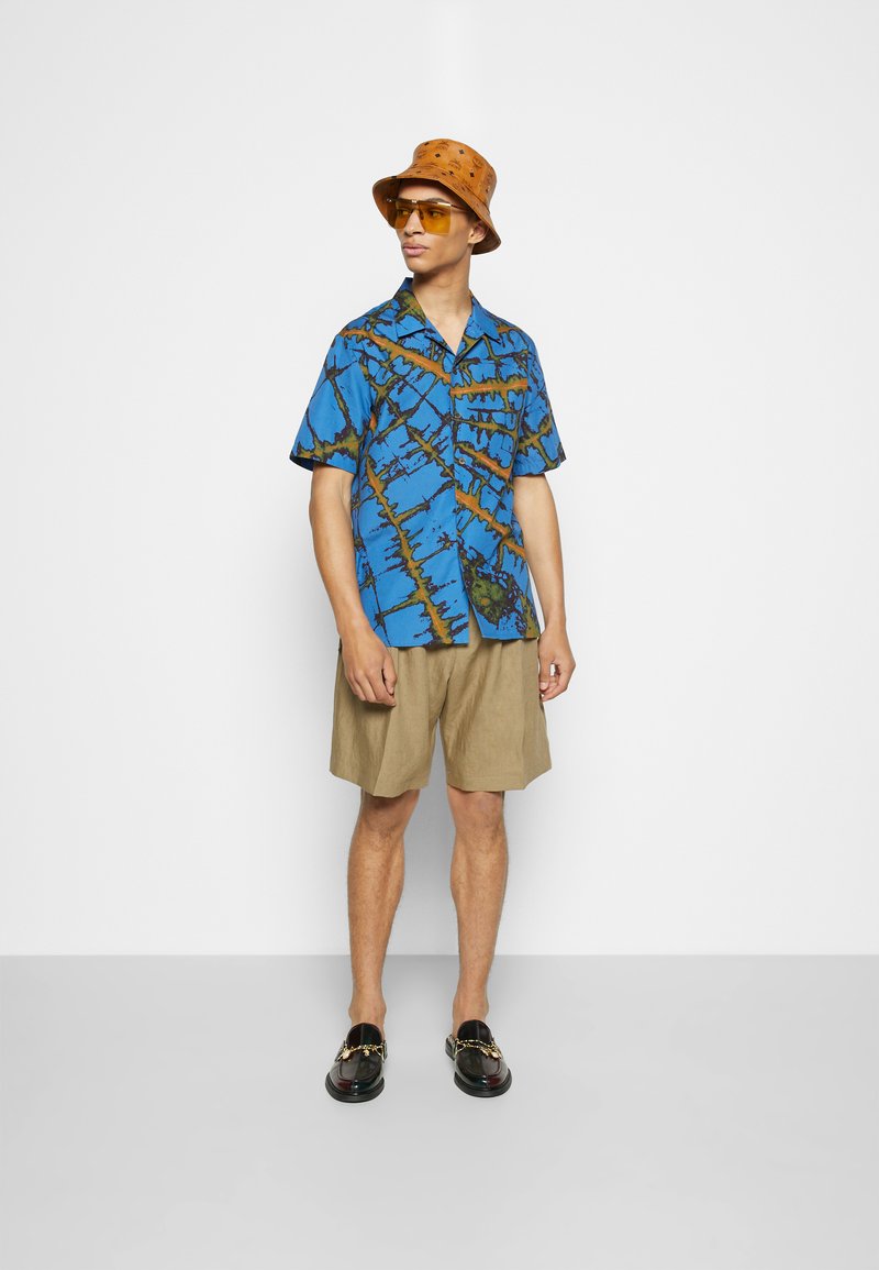 Herren T-shirts & Polos | Paul Smith FORMAL Shorts green/grün - PY32846 Herren T-shirts & Polos | Paul Smith FORMAL Shorts green/grün - PY32846