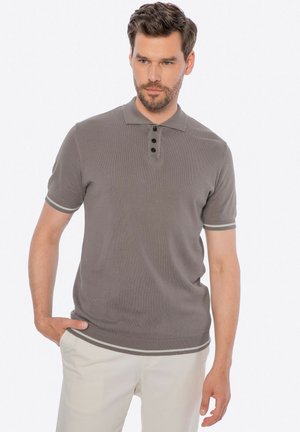 AUS  MIT KONTRASTIERENDEM  - Polo - dark beige