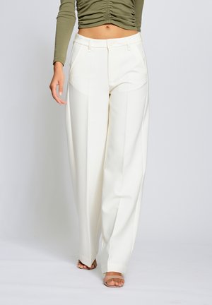 Gang Stoffhose - off white
