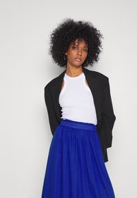 ONLY ONLVENEDIG PAPERBAG LONG SKIRT - Dolgo krilo - surf the web