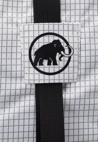 Mammut TRION 28 WOMEN - Dagryggsäck - white/black