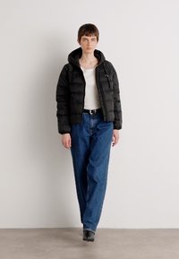 Calvin Klein Jeans LIGHTWEIGHT LOGO PUFFER - Vinterjakke - black