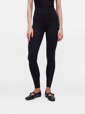 Gina Tricot, SEAMLESS YOGA - Панталон тип клин - black