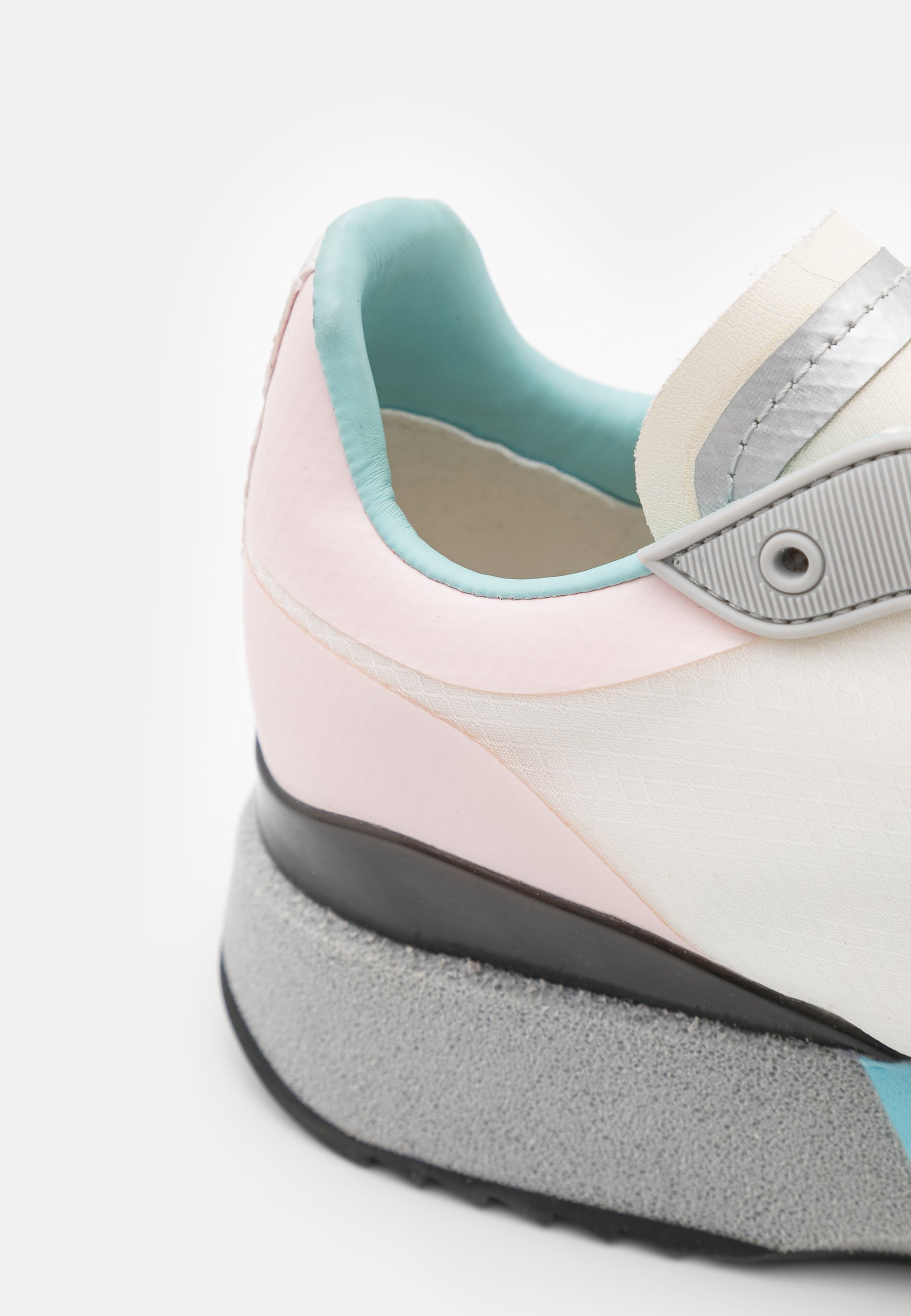Women Trainers Women Trainers