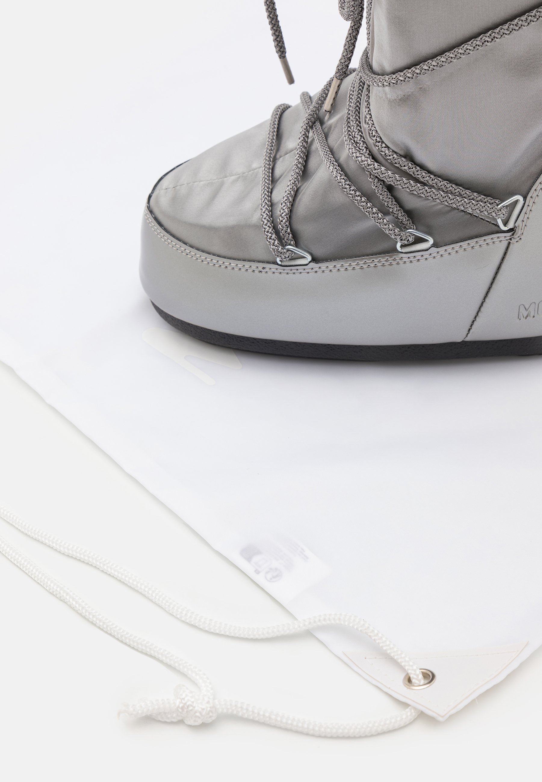 Moonboots ホワイト　サイズ39/41 Moon-Boot-Original-Moonboots-r