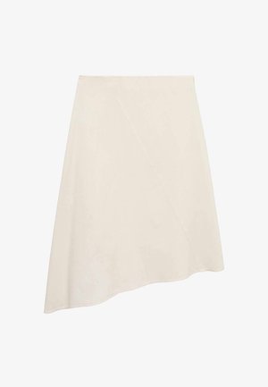 Asymmetrisk beige nederdel lavet af glat stof, med en skrå søm som designdetalje og en knælang skæring.