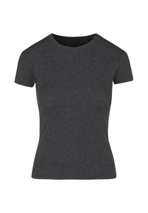 Dunkelgraues, kurzärmeliges, tailliertes Strickshirt mit rundem Ausschnitt, vor weißem Hintergrund dargestellt.